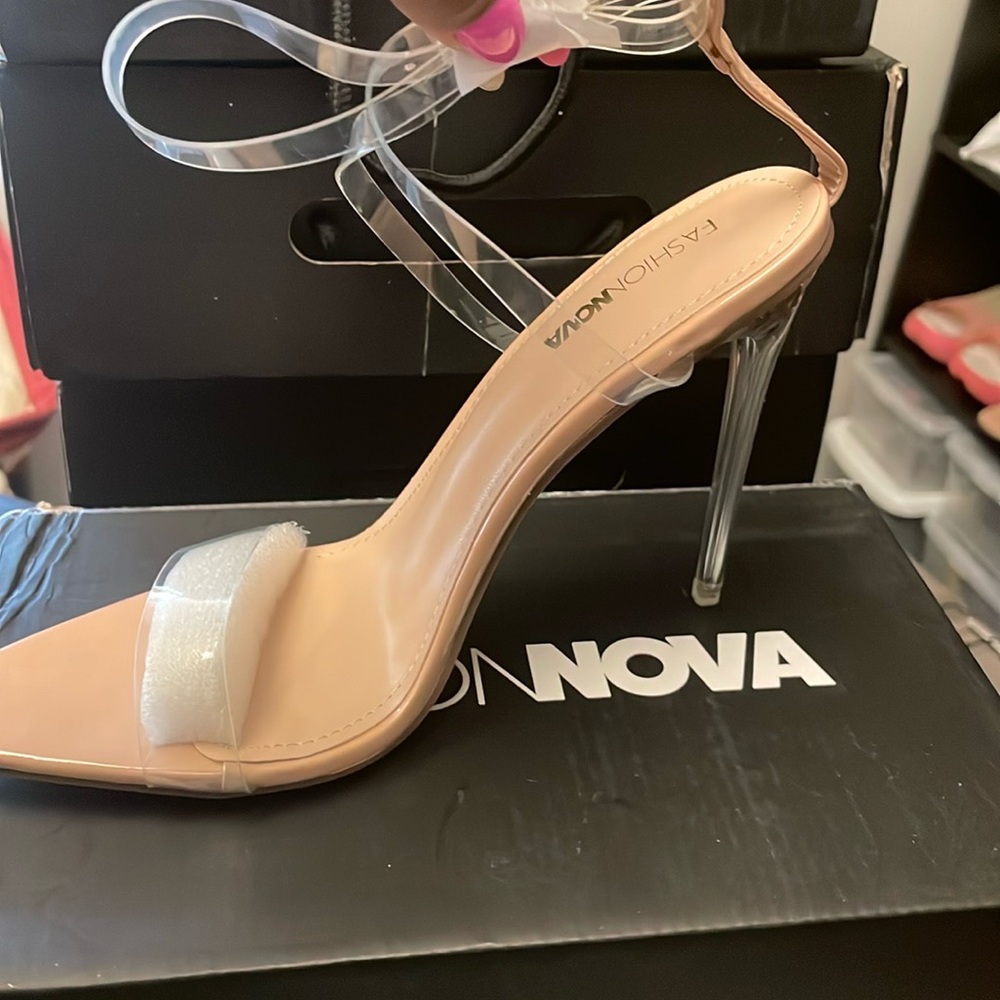 BRAND NEW Fashion Nova NUDE Heels with Clear Straps